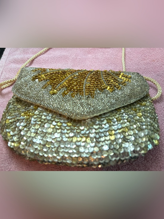 Source Unknown Handbags - Vintage Art Deco Beaded Sequin Evening Bag Gold Silver Convertible Clutch